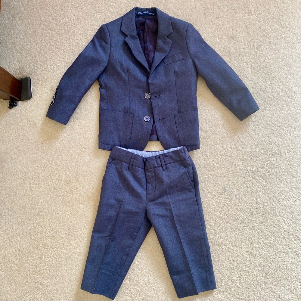 English Laundry boys suit 2T matching navy blue suit jacket and pants